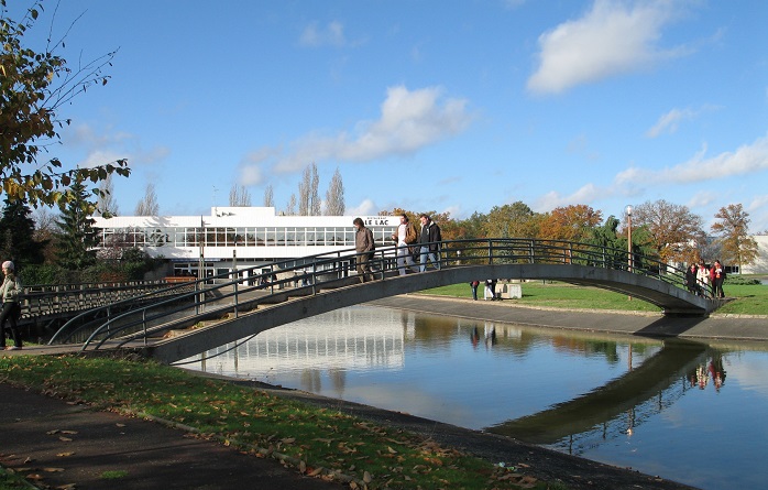 Coup de projecteur : à l’Université d’Orléans, plongez dans le « Grand Bain 2015 »…