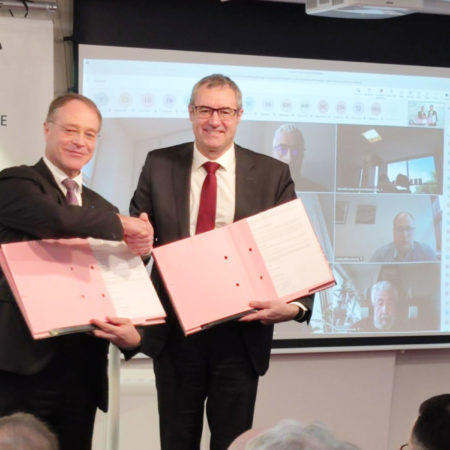 France Universités et la Confédération des petites et moyennes entreprises signent une convention-cadre